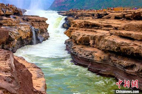 壶口瀑布 世界最大的黄色瀑布 黄河上最壮观的景观之一
