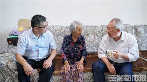 81岁老专家回访95岁患者：“祝老人家活到120岁！” - 民生 - 三湘都市报 - 华声在线