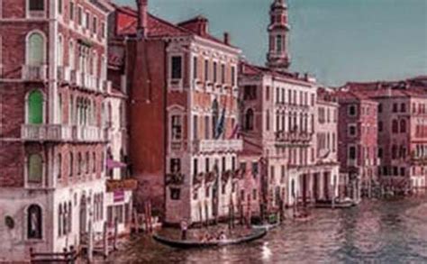 威尼斯的历代古建筑全部建在木桩上，太悬了__凤凰网