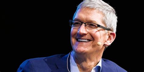 苹果CEO库克到底有多少钱？专家算了下至少有40个亿_手机新浪网