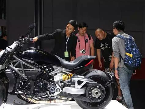 如何评价日本摩托车四大品牌？ - 知乎