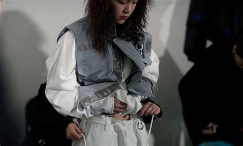 韩国时尚品牌 Hyein Seo 诠释先锋机能 – NOWRE现客