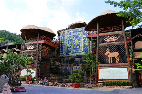 海南槟榔谷黎苗文化旅游区