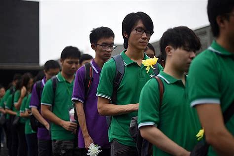 香港正在发生什么？5个镜头揭穿乱港暴徒丑行_邱机智_问房