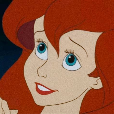 很火的迪士尼公主美人鱼爱丽儿高清动画头像图片_配图网