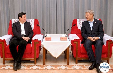 河南省省长与中国商飞董事长举行会谈 - 民用航空网