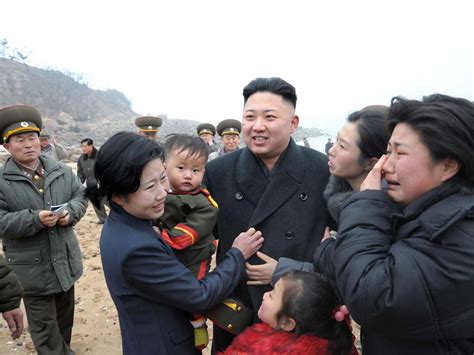 朝鲜人搬新家“热泪盈眶” - 知乎