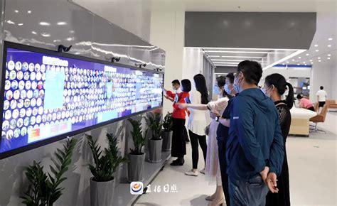 24小时“不打烊” 高新区新政务服务大厅今正式启用 - 青岛新闻网