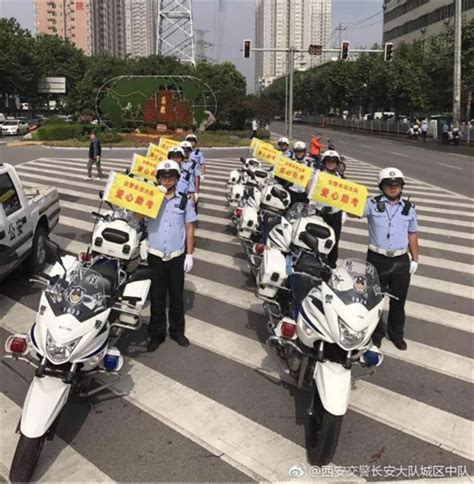 读创--【原创】深圳高考首日，早高峰交通平稳有序，交警接到13宗求助