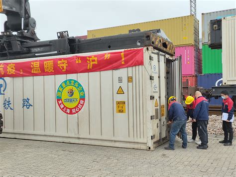 从5吨增加到15吨，四川又一批援沪物资送达上海_四川在线