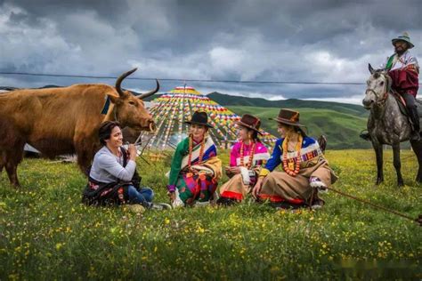 【甘南藏族人民最期盼、最隆重、最盛大的节日---晒佛节摄影图片】纪实摄影_qz44007985_太平洋电脑网摄影部落