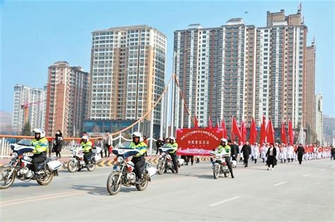 陇南成县创新喜报形式表彰先进企业和优秀企业家_手机新浪网
