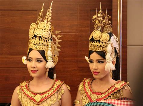 柬埔寨服饰,柬埔寨,柬埔寨旅游_大山谷图库