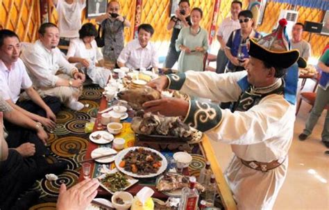 内蒙古蒙古包里的民俗文化