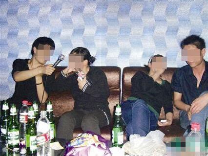 实拍韩国江南夜店：有着“男卑女尊”的特点，女生行为大胆很开放
