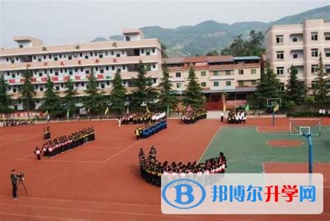 重庆梁平中学校园图片、环境怎么样？|重庆梁平中学荣誉|占地面积|中专网