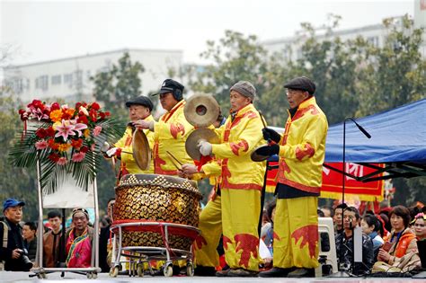 安康汉滨：文化搭台民俗唱戏，龙腾狮跃庆元宵佳节
