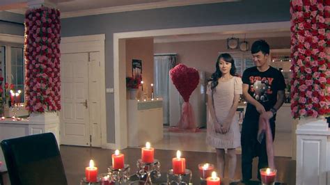 《爱情公寓3》第二十一集01：诺澜要和未来前夫离婚，曾小贤帮忙布置场景，像求婚！
