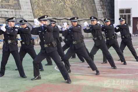 “树形象、强技能”岗位大练兵七项目部保安在行动|-北京市保安服务有限公司文安分公司