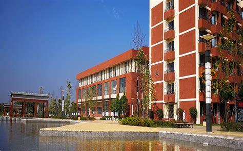 武汉纺织大学外经贸学院-掌上高考