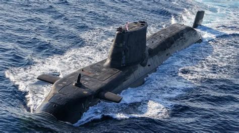 英国宣布开发新型攻击型核潜艇 - 字节点击
