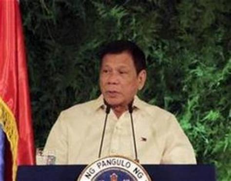 这个曾叫板中国的菲律宾前总统，今天去世了！_风闻