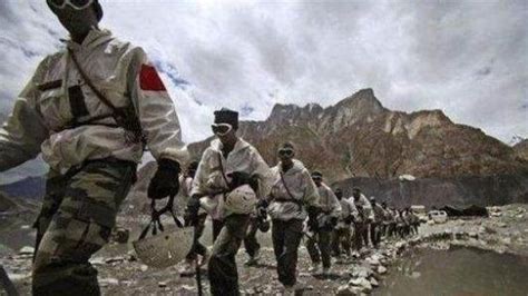 最新！印军在中印边境增3000兵力！靠近西藏边境首次部署阿帕奇无人机剑指解放军！_凤凰网视频_凤凰网