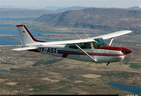 Cessna 172 Cockpit Msfs