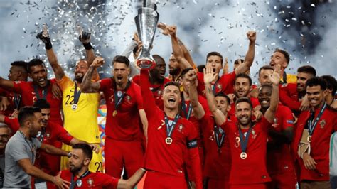 2016欧洲杯葡萄牙夺冠纪录片《7月10日》（中文字幕） - 影音视频 - 小不点搜索