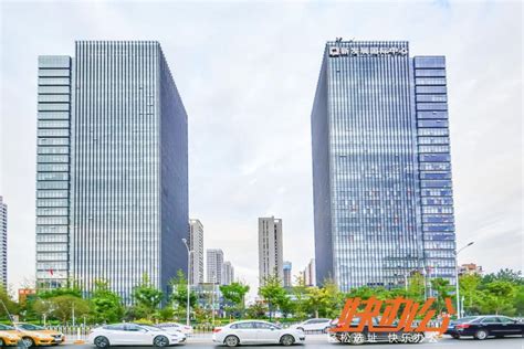 光谷中心城：全面提升城市能级，汇聚系列总部企业_家在光谷_新闻中心_长江网_cjn.cn