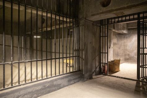 斯坦福监狱实验-电影-高清在线观看-hao123影视