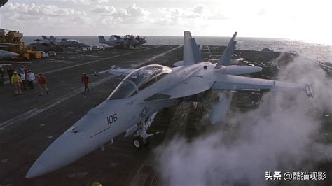 一部涉及未来军事的空战电影，美国新型战机首次出镜，难得的爽片