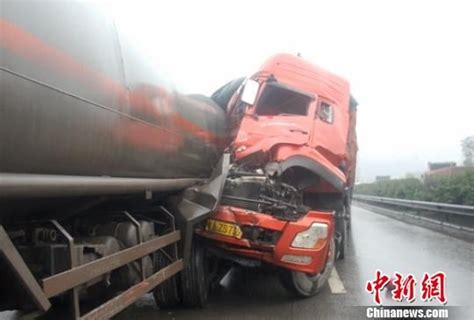 2018年刚刚发生的沪蓉高速车祸事故，沪蓉高速事故最新消息-车主指南