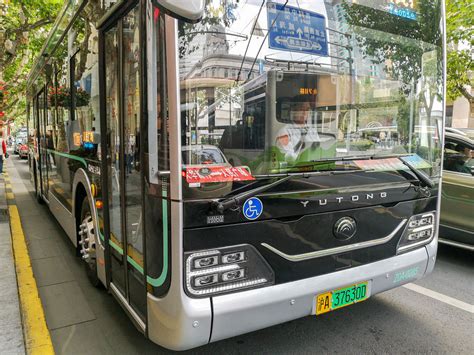 郑州“大辫子”公交回来了！50台双源无轨电车全新亮相街头-大河网