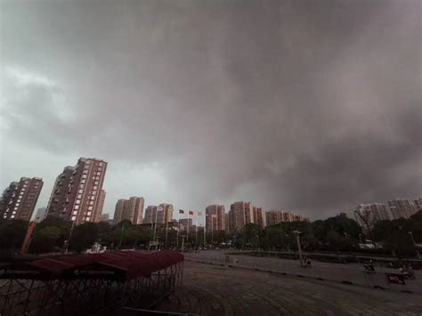 镇江日报多媒体数字报刊雷暴大风和强降水来临