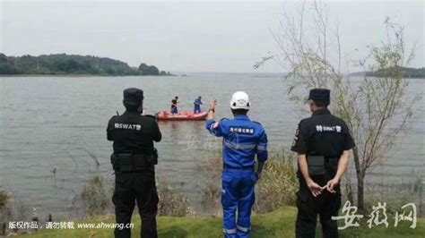 少年溺水身亡，救援队打捞后三鞠躬_梨哈尔滨-梨视频官网-Pear Video