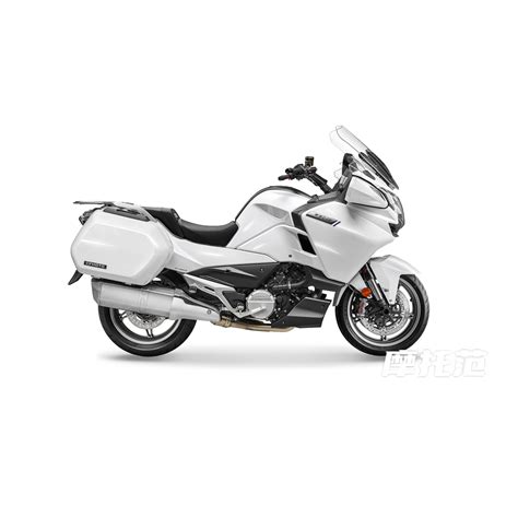 春风摩托车,1250TR-G报价及图片-摩托范-哈罗摩托车官网