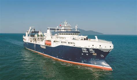 我国自主建造最大远洋渔业捕捞加工船启航南极 - 在航船动态 - 国际船舶网