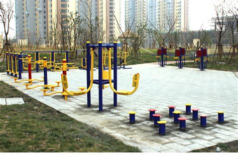 越秀公园里筑起全民健身新路径，街坊们快来开启智慧健身新体验