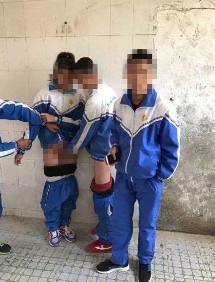 甘肃3名中学生在男厕所猥亵女同学 摸其下体并拍照被刑拘-滚动 ...