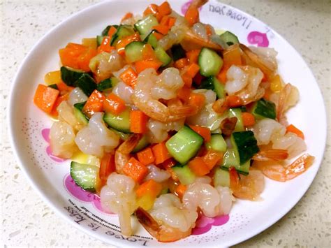 韭菜炒河虾的做法_韭菜炒河虾怎么做好吃-聚餐网