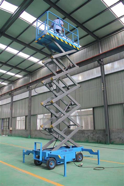 山东工业自行电动液压升降平台剪叉式货梯高空作业车移动式升降机-阿里巴巴