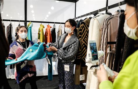 助力时尚产业复工复产，MODE上海服装服饰展首次开启“云订货”模式，打造线上线下融汇互通新模式_视觉 _ 文汇网