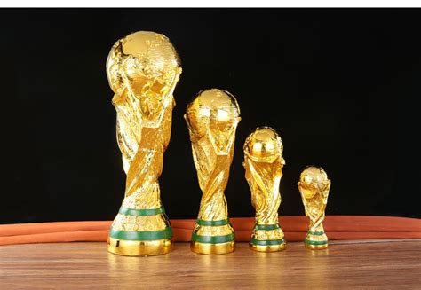 2022世界杯大力神杯奖杯 跨境树脂工艺品足球颁奖摆件 工厂定制 ...