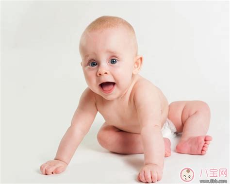 宝宝几个月可以训练坐 训练宝宝坐的具体方法攻略 _八宝网