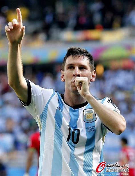 高清：阿根廷1-0胜伊朗 梅西补时绝杀--体育--人民网