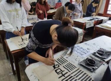 书法班学习楷体与宋体形体上的对比_北京汉翔书法教育机构