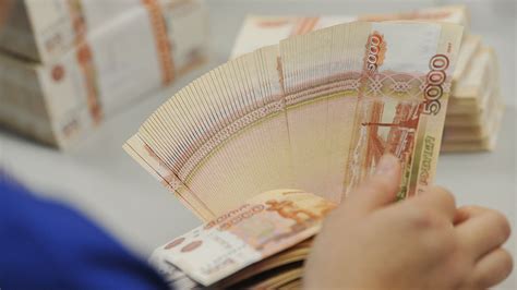 俄罗斯卢币对比人民币 俄罗斯汇率人民币换算 - 懂金融