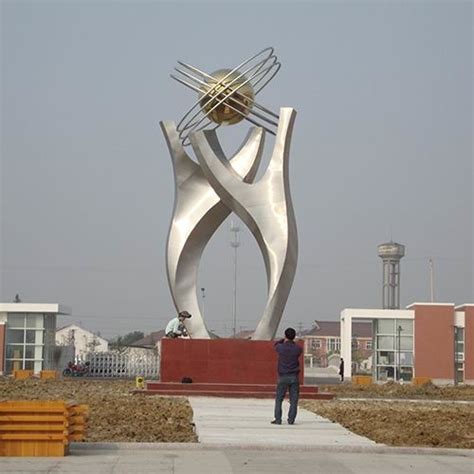 定制不锈钢镜面雕塑 小区景观雕塑设计 - 上海塑景雕塑 - 九正 ...