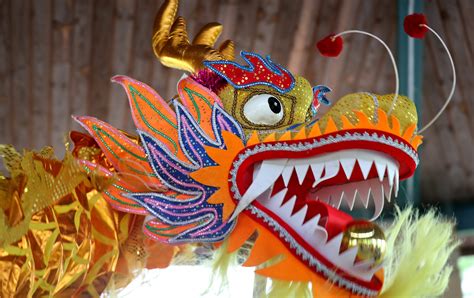 Dragon dance launches Chinese New Year celebrations at Edinburgh, UK - CGTN